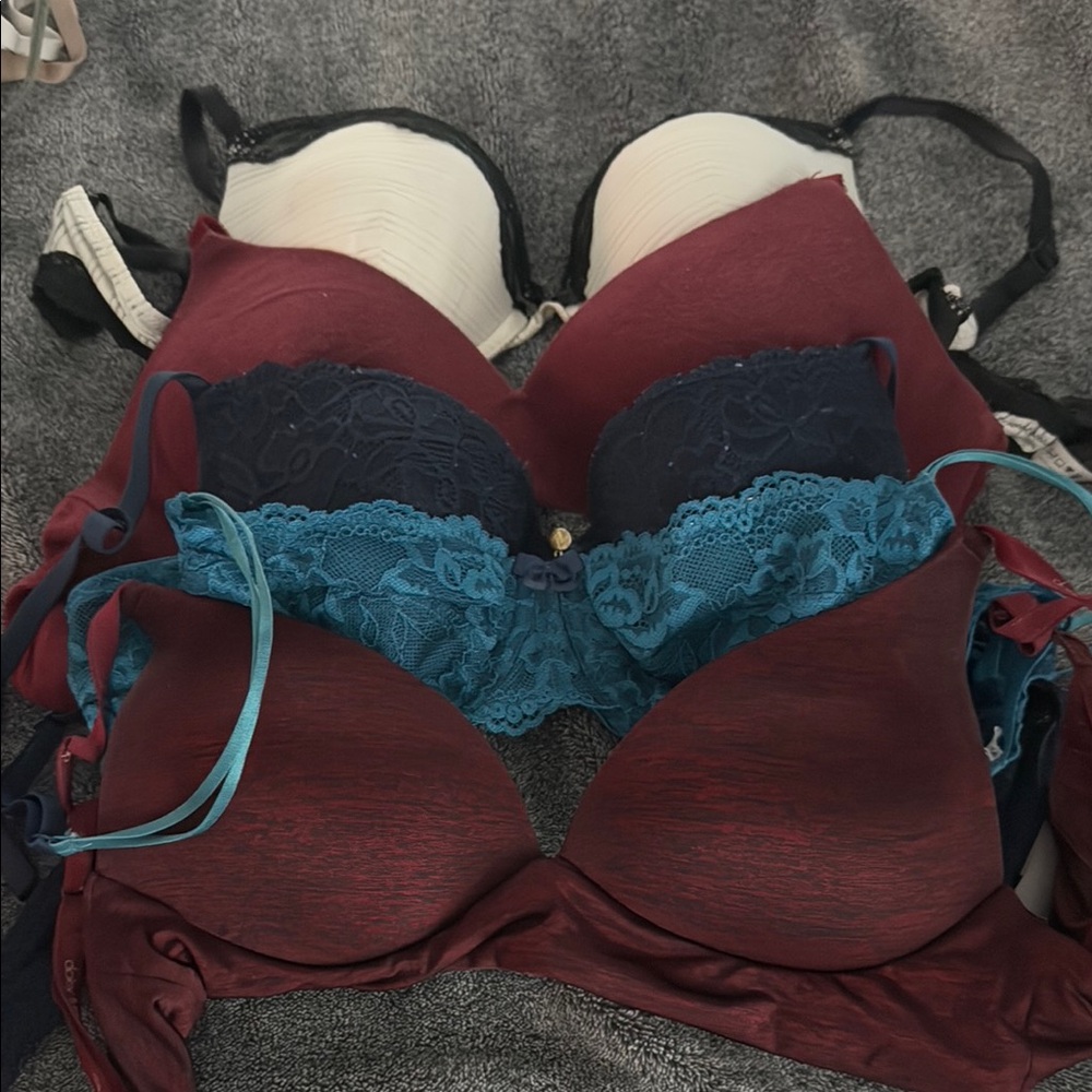 Elegant Lace and Satin Bra Set